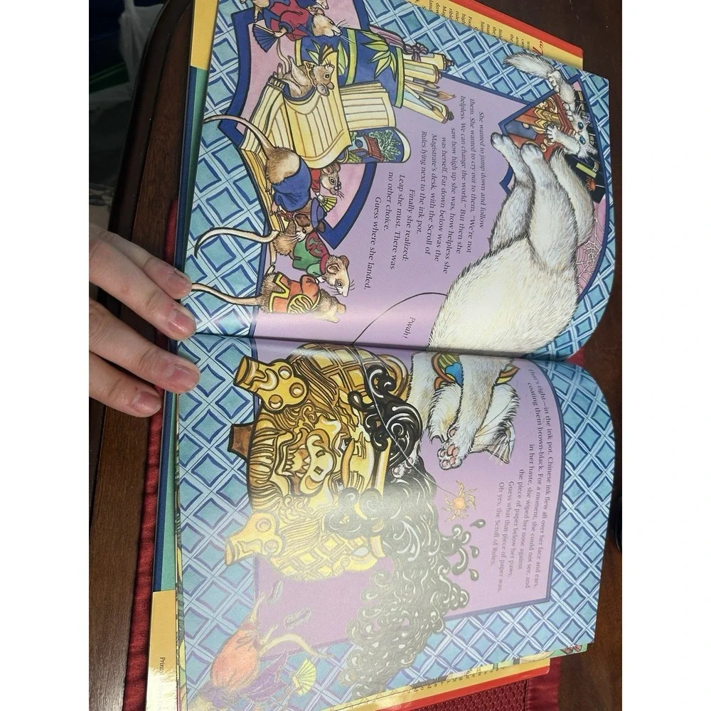 Chinese Siamese Cat Amy Tan Hardcover Dust Jacket